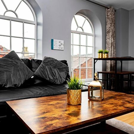 The Glyndwr - Berwyn House Apartment Wrexham Exterior foto
